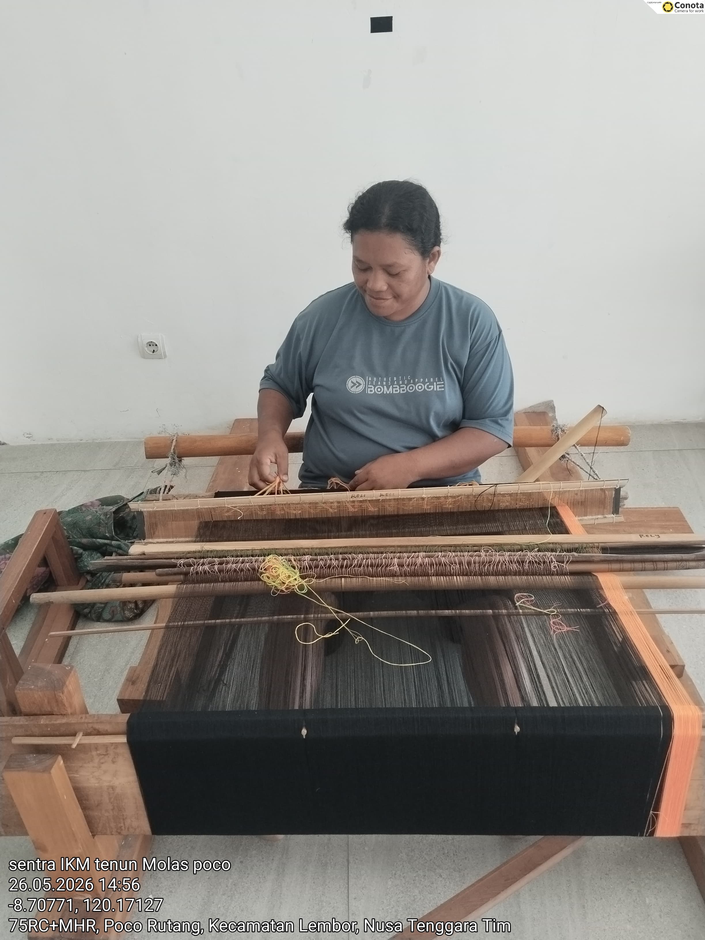 Sentra IKM Tenun Molas Poco Lembor